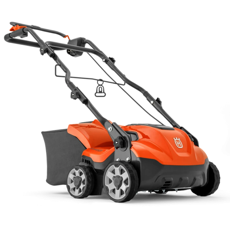 Husqvarna Verticuteermachine S138C 3 Husqvarna Verticuteermachine S138C
